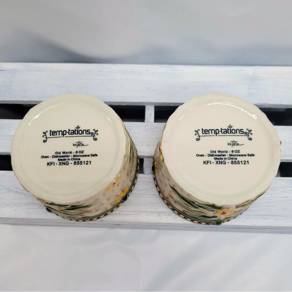 Temptations by Tara old world green 6 oz. Ramekins with plastic lids- set of two - Picture 5 of 5